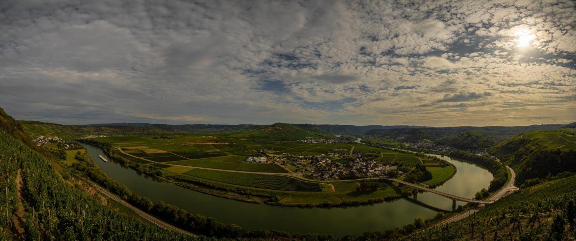 Ferienwohnung Moselherz - Urlaub Im Wein- Und Ferienort Bekond Exterior photo